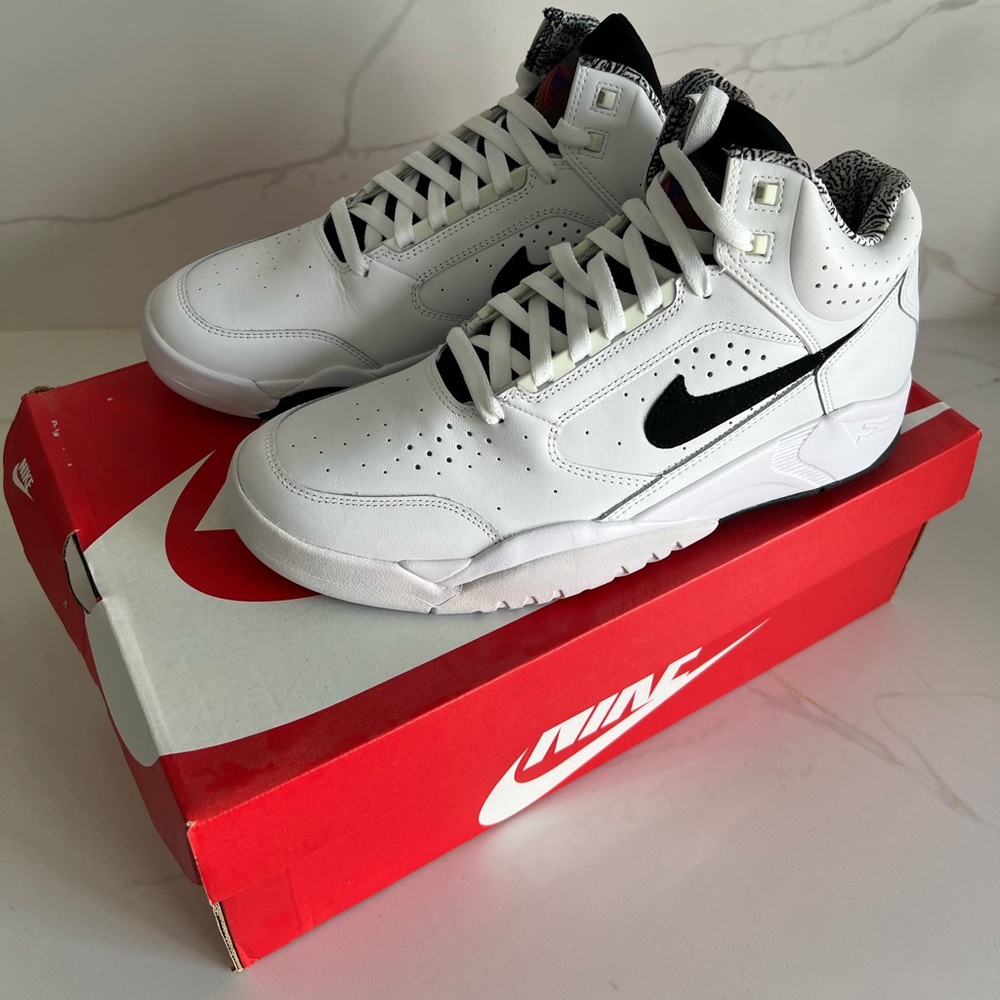 AIR FLIGHT LITE MID 10.5 NEW